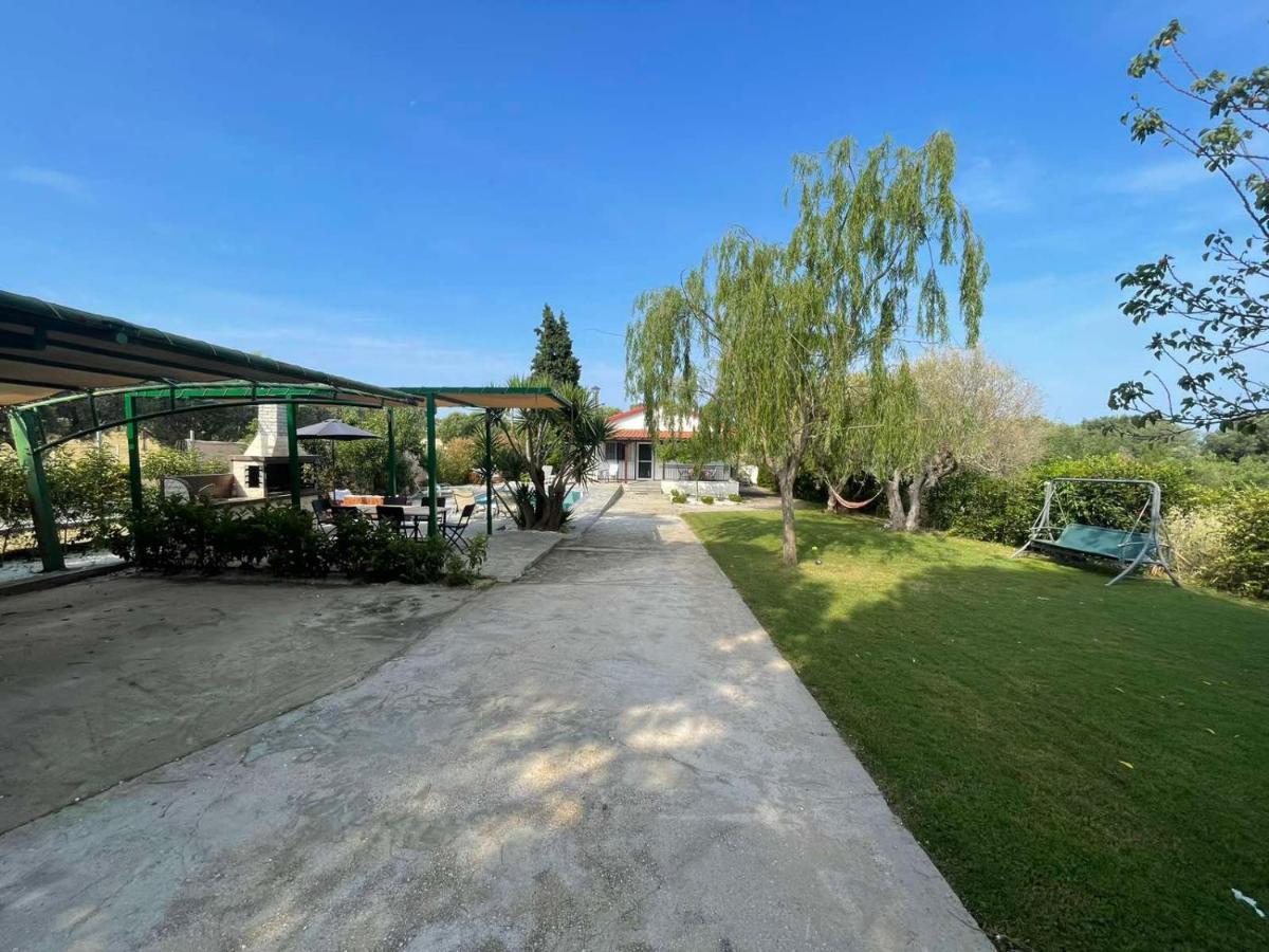 Vila Kalimera Private Pool Nea Poteidaia Buitenkant foto