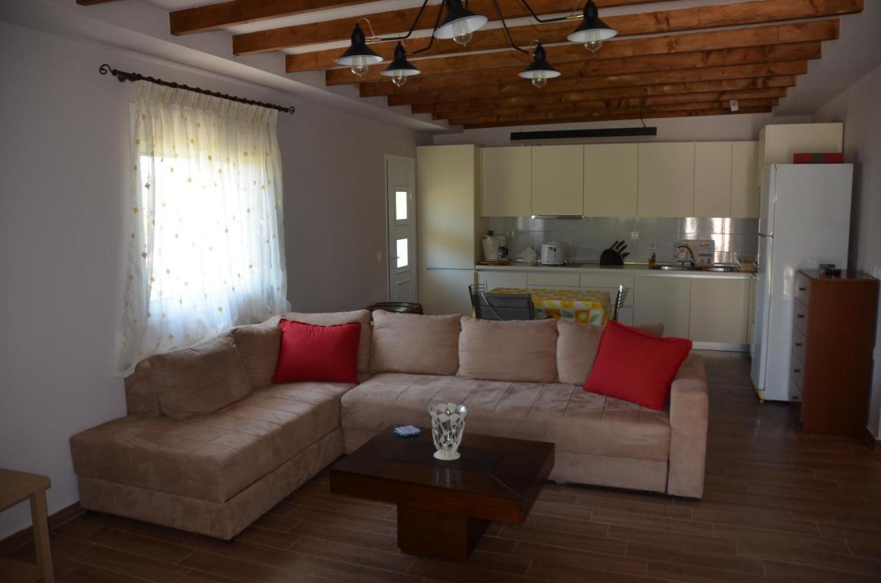 Vila Kalimera Private Pool Nea Poteidaia Buitenkant foto